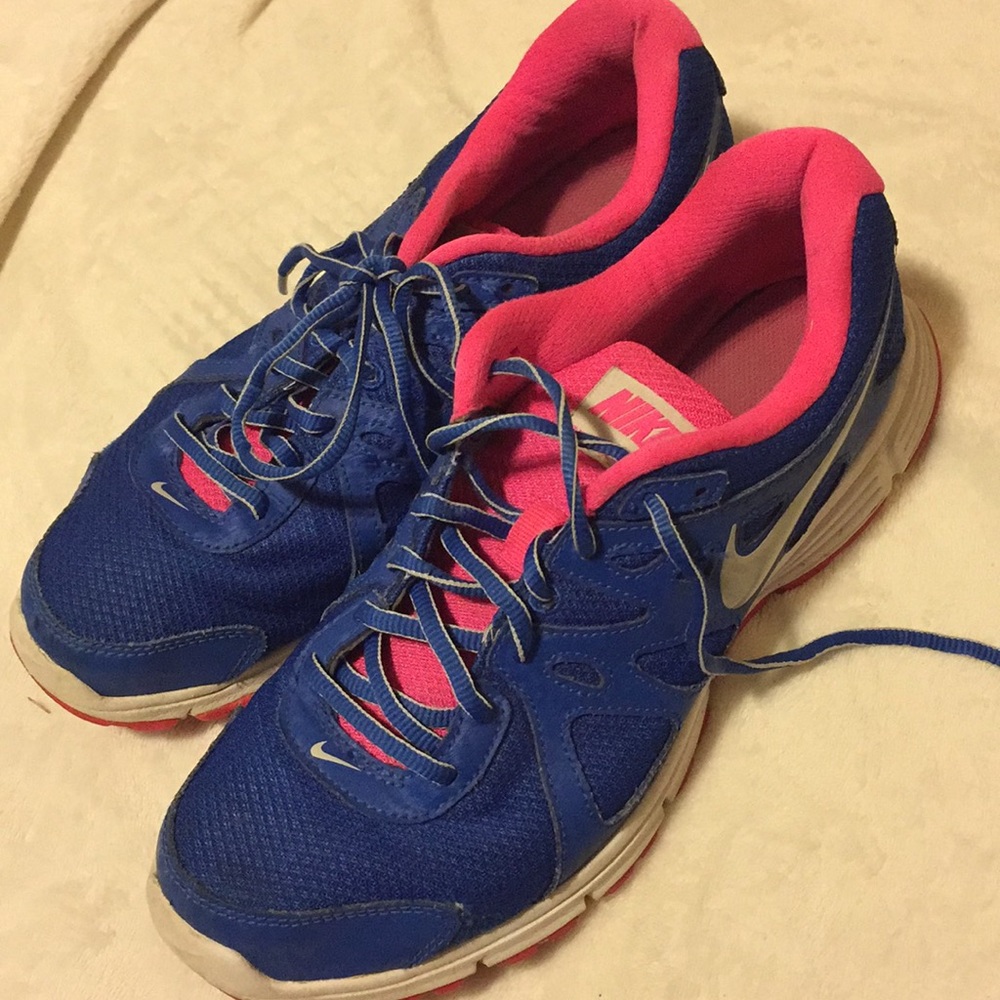 FINAL SALE😂NIKE SNEAKERS